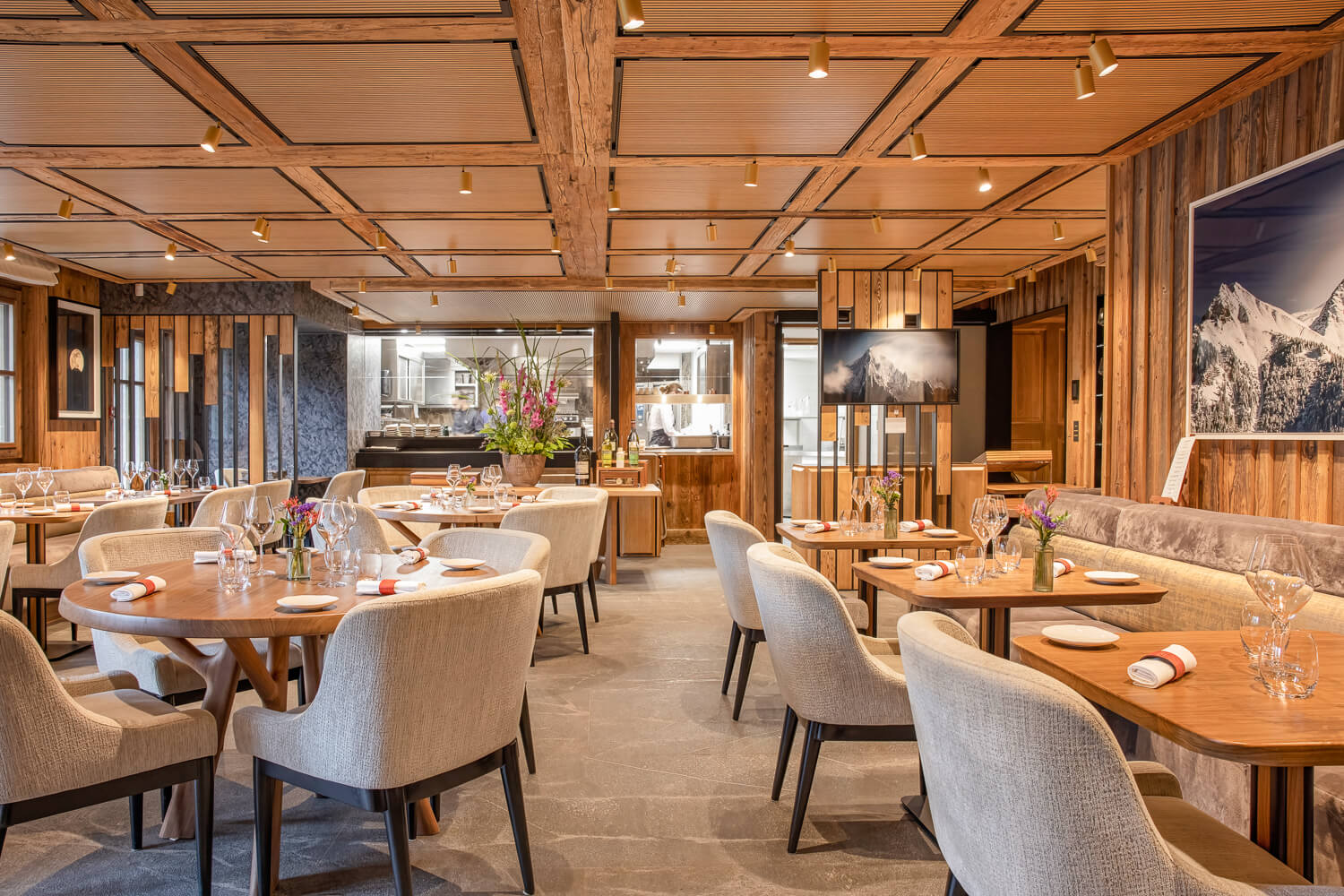Dining room at L'Armancette