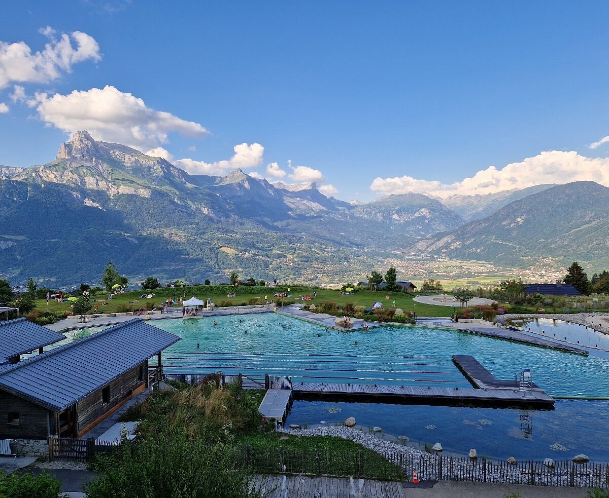 Biotope swimming pool in Combloux