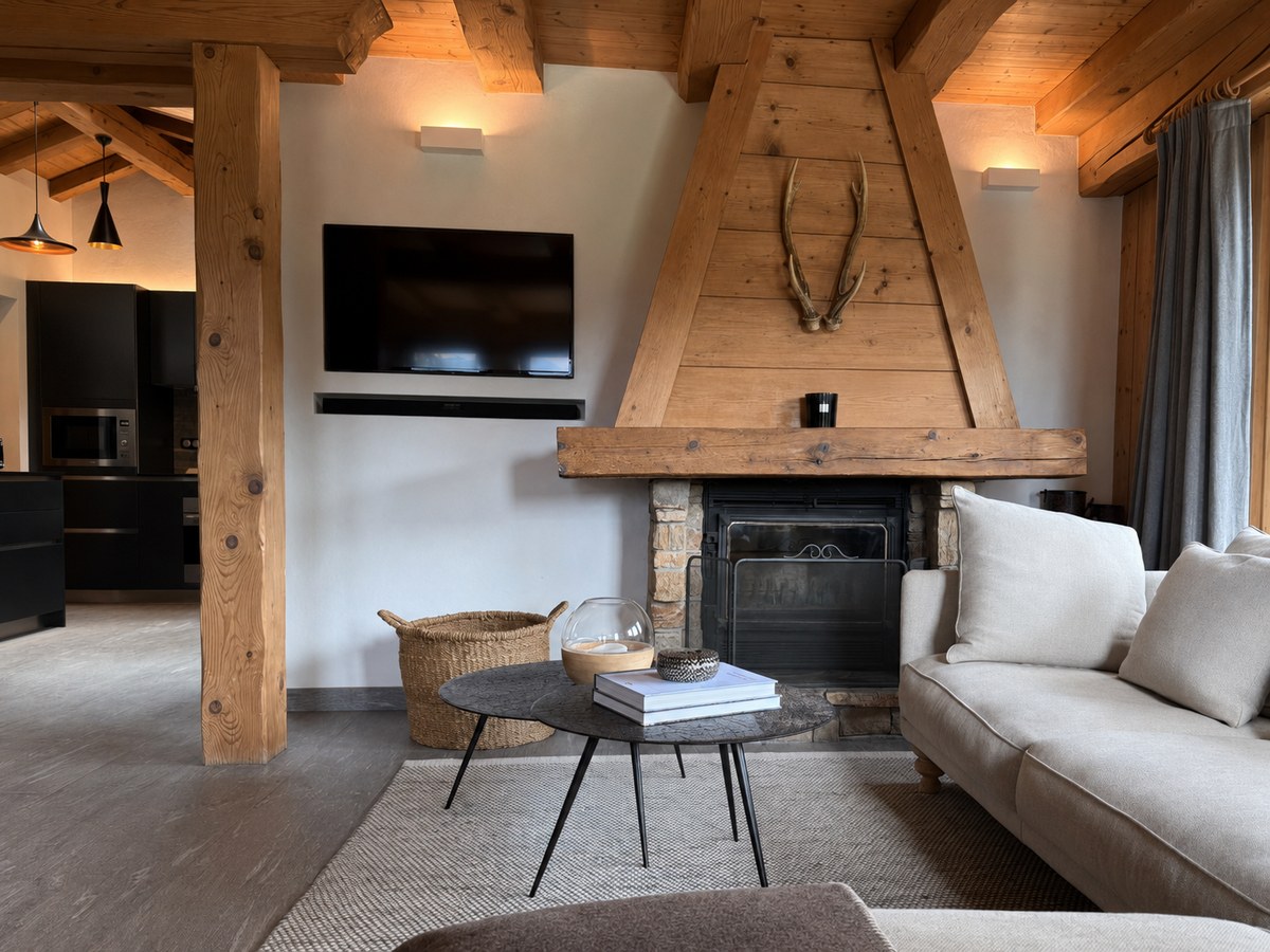 Fleurs des Roches lounge
