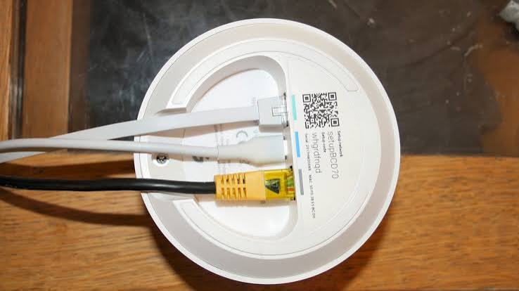Connections underneath the Google Wi-Fi pod