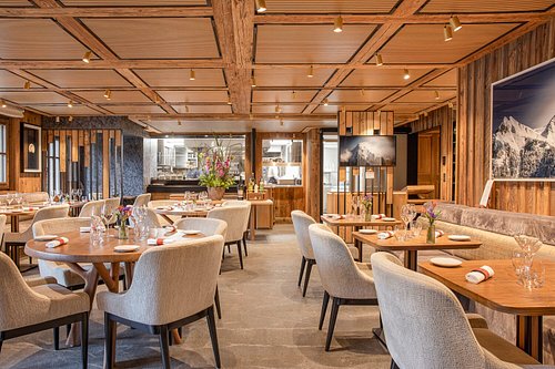 Dining room at L'Armancette
